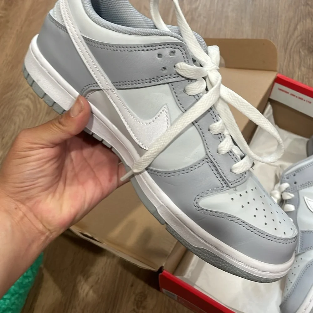 Dunks - Picture 2 of 3